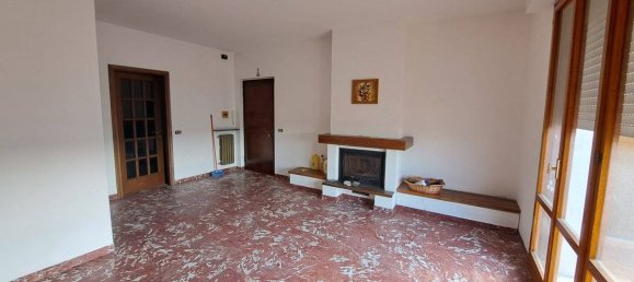 2 bedrooms Apartment in Villafranca in Lunigiana, Italy No. 274188 7
