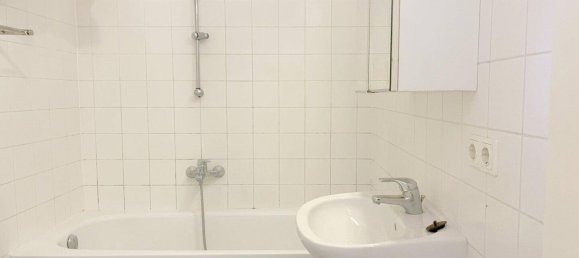 2 rooms Apartment in Alsergrund, Austria No. 150889 8