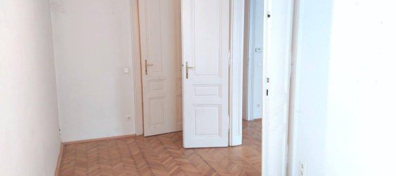 2 rooms Apartment in Alsergrund, Austria No. 150889 4