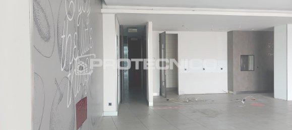 4204m² Commercial property in Esgueira, Portugal No. 50923 10
