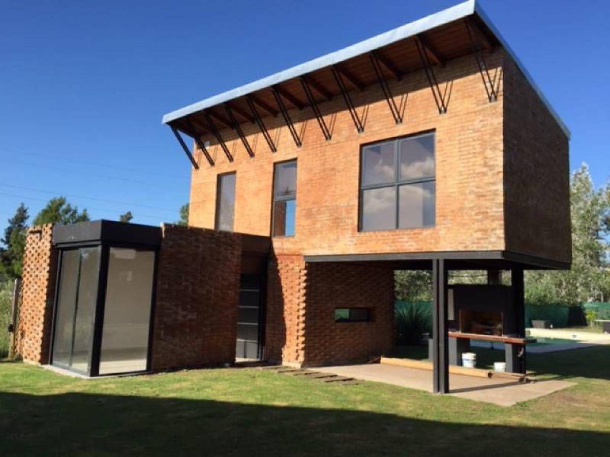 Casa de 2 dormitorios en Santa Fe, Argentina No. 62803