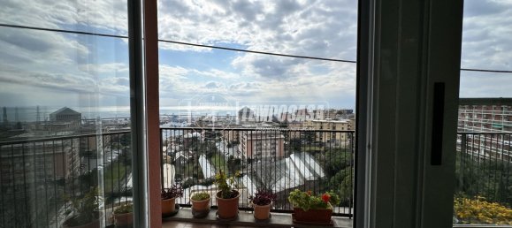 6 rooms Apartment in Genoa, Italy No. 38489 11