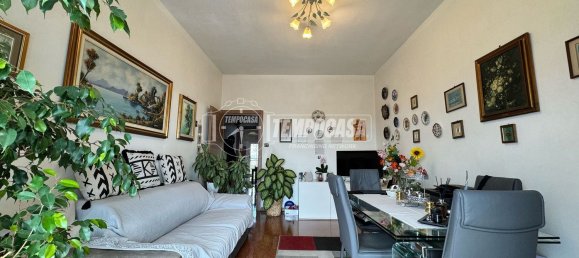 6 rooms Apartment in Genoa, Italy No. 38489 15