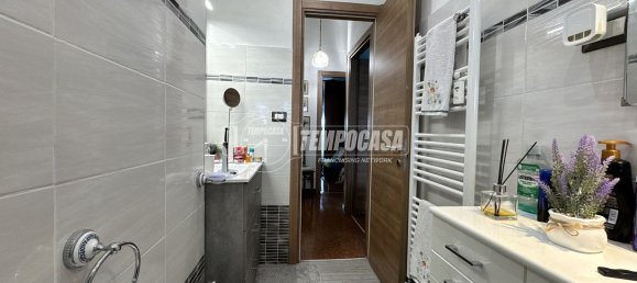 6 rooms Apartment in Genoa, Italy No. 38489 43
