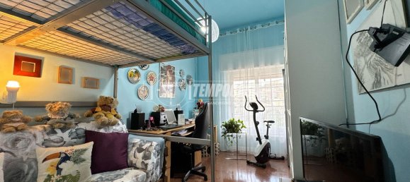 6 rooms Apartment in Genoa, Italy No. 38489 38