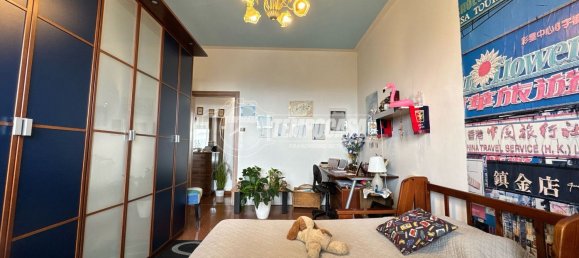 6 rooms Apartment in Genoa, Italy No. 38489 5