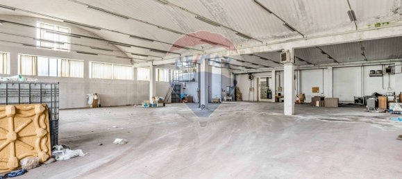 Grundstück in Lonate Pozzolo, Italy 280m², Nr. 57007 2