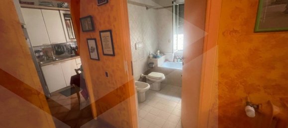 3-Zimmer Wohnung in Rome, Italy, Nr. 28394 14