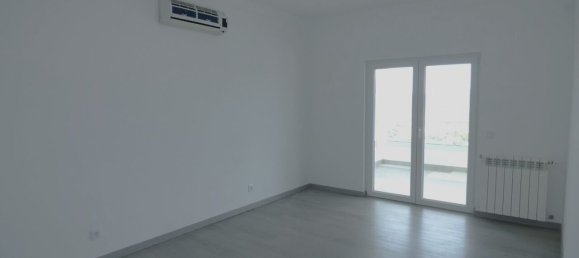 Villa T4 em Silves, Portugal N.º 237495 24