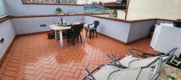 6 rooms Apartment in Prato, Italy No. 148780 6