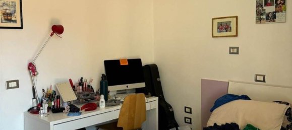 6 rooms Apartment in Prato, Italy No. 148780 23