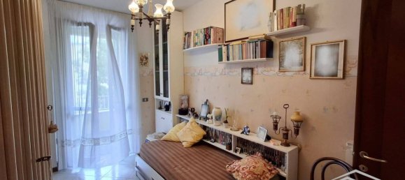 2 bedrooms Apartment in Florence, Italy No. 328807 14