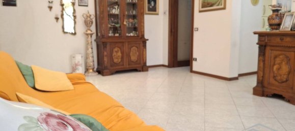 2 bedrooms Apartment in Florence, Italy No. 328807 8