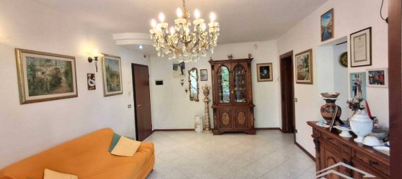 2 bedrooms Apartment in Florence, Italy No. 328807 23
