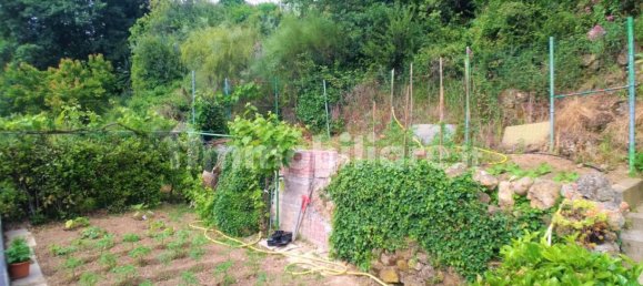 3 bedrooms Villa in Camporosso, Italy No. 205500 2