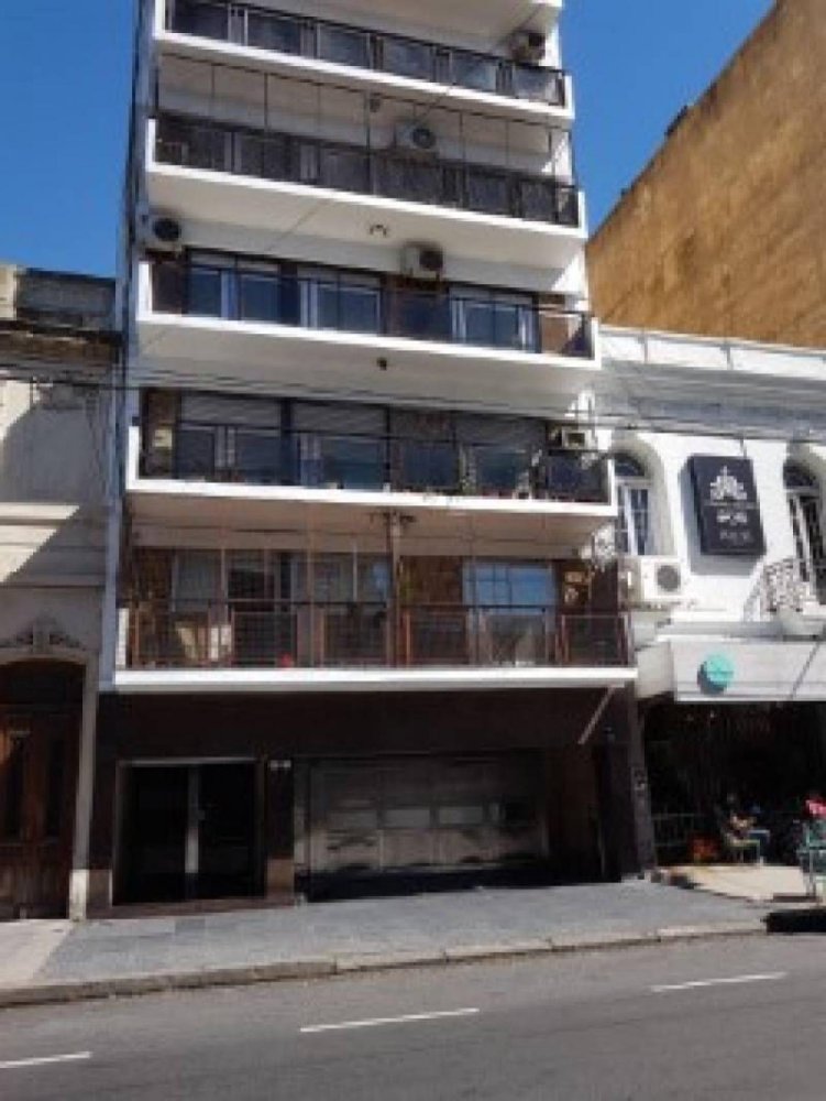 3 bedrooms Apartment in Buenos Aires, Argentina No. 101221