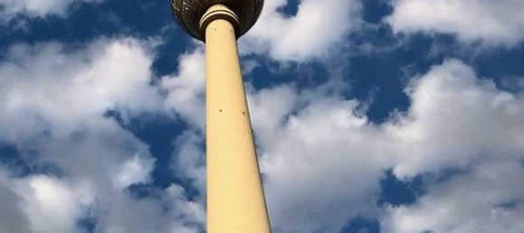 Квартира с 2 спальнями в Кройцберг, Германия № 23020 8