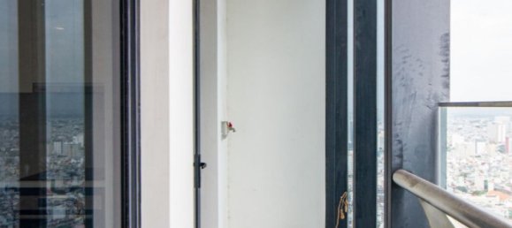 2 rooms Office in District 1, Vietnam No. 17888 16