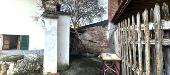 Дом с 5 комнатами в Тортона, Италия № 128781 16