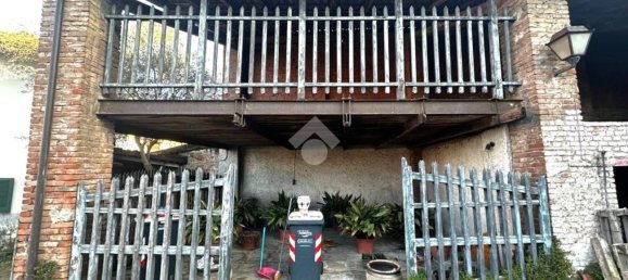 Дом с 5 комнатами в Тортона, Италия № 128781 9