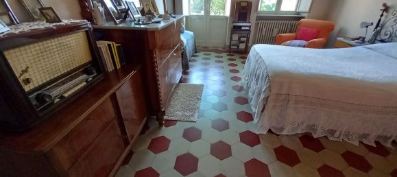 6 rooms Duplex in Lucca, Italy No. 81264 15