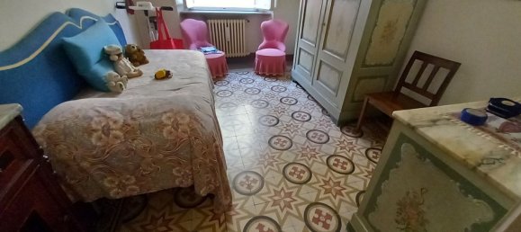 6 rooms Duplex in Lucca, Italy No. 81264 11