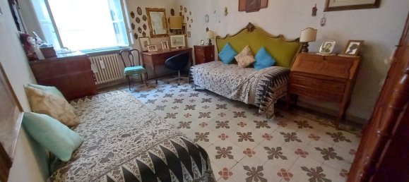 6 rooms Duplex in Lucca, Italy No. 81264 10