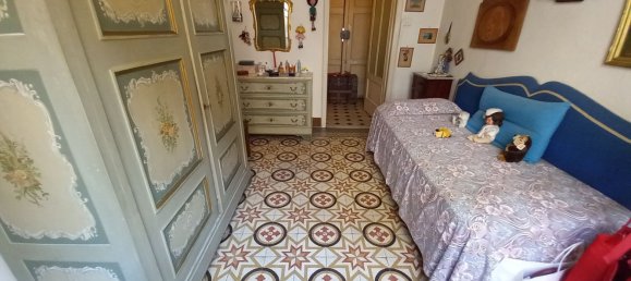 6 rooms Duplex in Lucca, Italy No. 81264 5