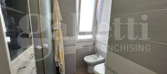 4-salle Appartement à Margherita di Savoia, Italy No. 32080 3