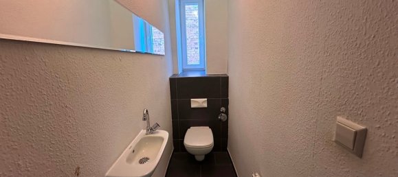 Квартира с 2 комнатами в Штутгарт, Германия № 336278 8