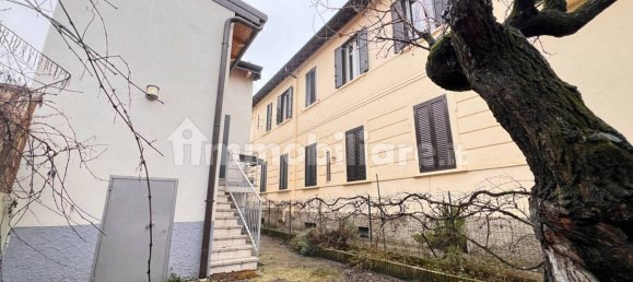 2 غرف نوم فيلا في Corsico, Italy رقم 25171 34