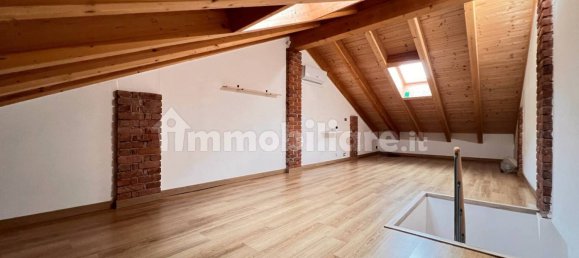 2 غرف نوم فيلا في Corsico, Italy رقم 25171 15