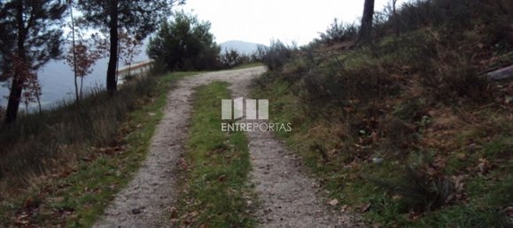 Grundstück in Marco de Canaveses, Portugal 2150m², Nr. 59586 2