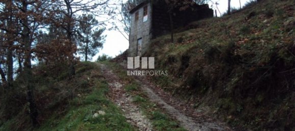 Grundstück in Marco de Canaveses, Portugal 2150m², Nr. 59586 3