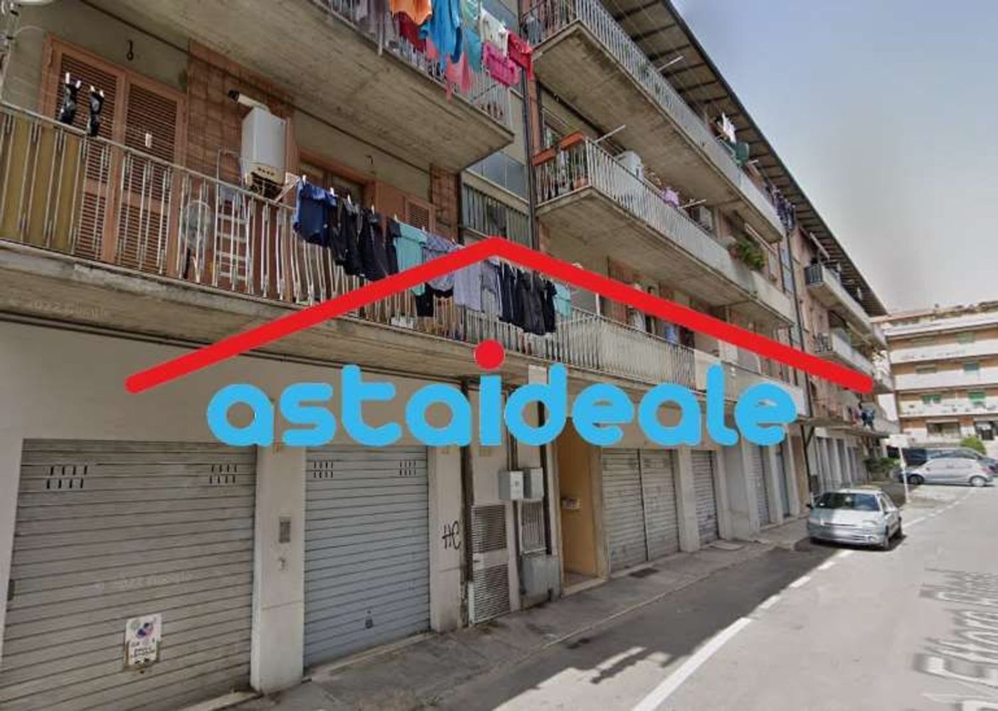 5 rooms Apartment in Perugia, Italy No. 193659