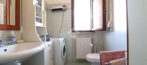 Квартира с 2 спальнями в Порто Мантовано, Италия № 359683 10