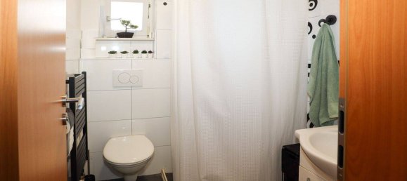 Таунхаус с 2 спальнями в Reutlingen, Германия № 366100 6