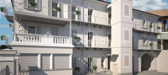 3 rooms Commercial property in Borgomanero, Italy No. 330905 3