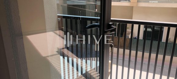 Villa de 4 dormitorios en Jumeirah Village Circle, UAE No. 53999 32