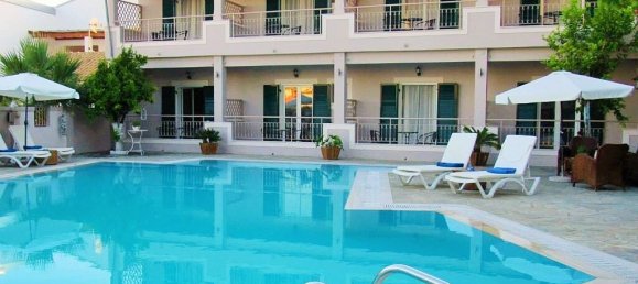 400m² Townhouse for sale in Corfu, Central Corfu and Diapontian Islands, Corfu, Ionian Islands, Peloponnese, Western Greece and the Ionian, Greece № 3483 4