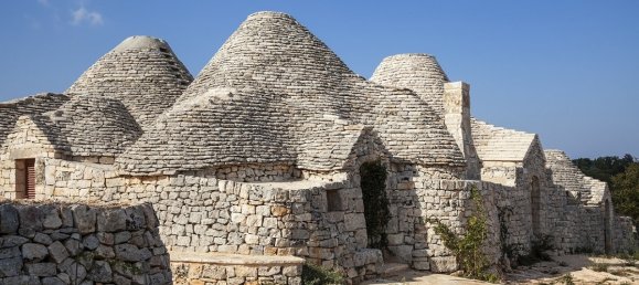 4 bedrooms House in Cisternino, Italy No. 64455 25