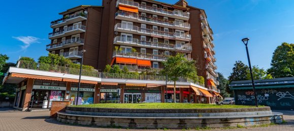 Propiedad comercial en San Donato Milanese, Italy 211 m² No. 285876 5