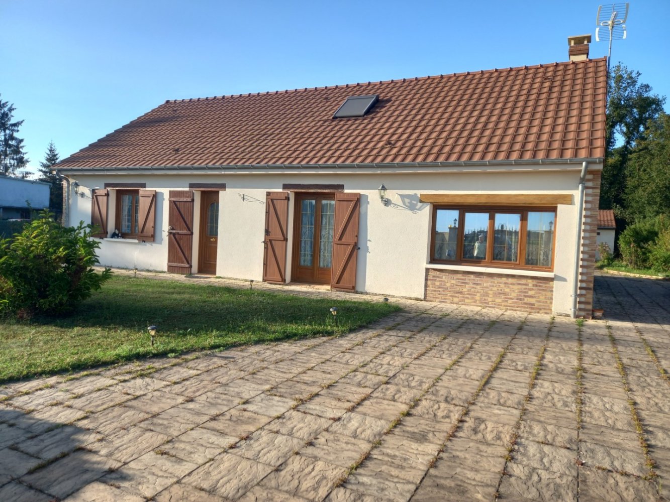 2 غرف نوم فيلا في Saint-Germain-des-Pres, France رقم 65736