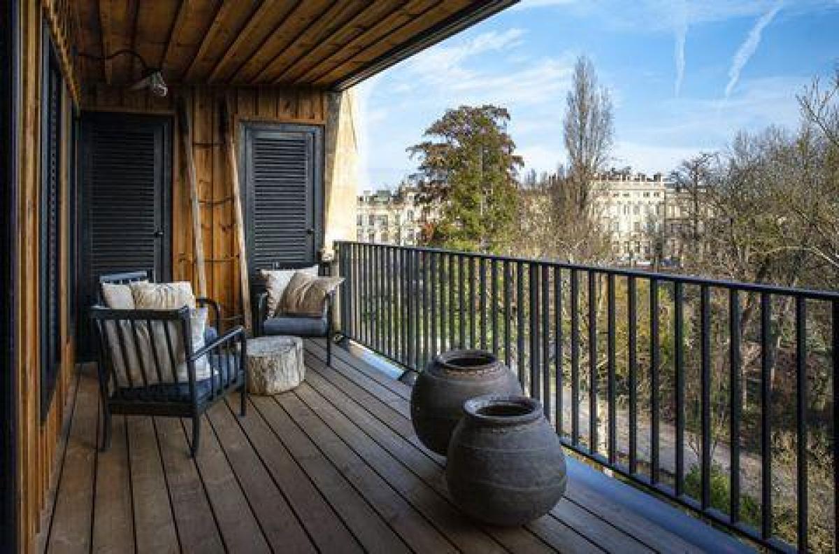 3 bedrooms Condo in Bordeaux, France No. 14474