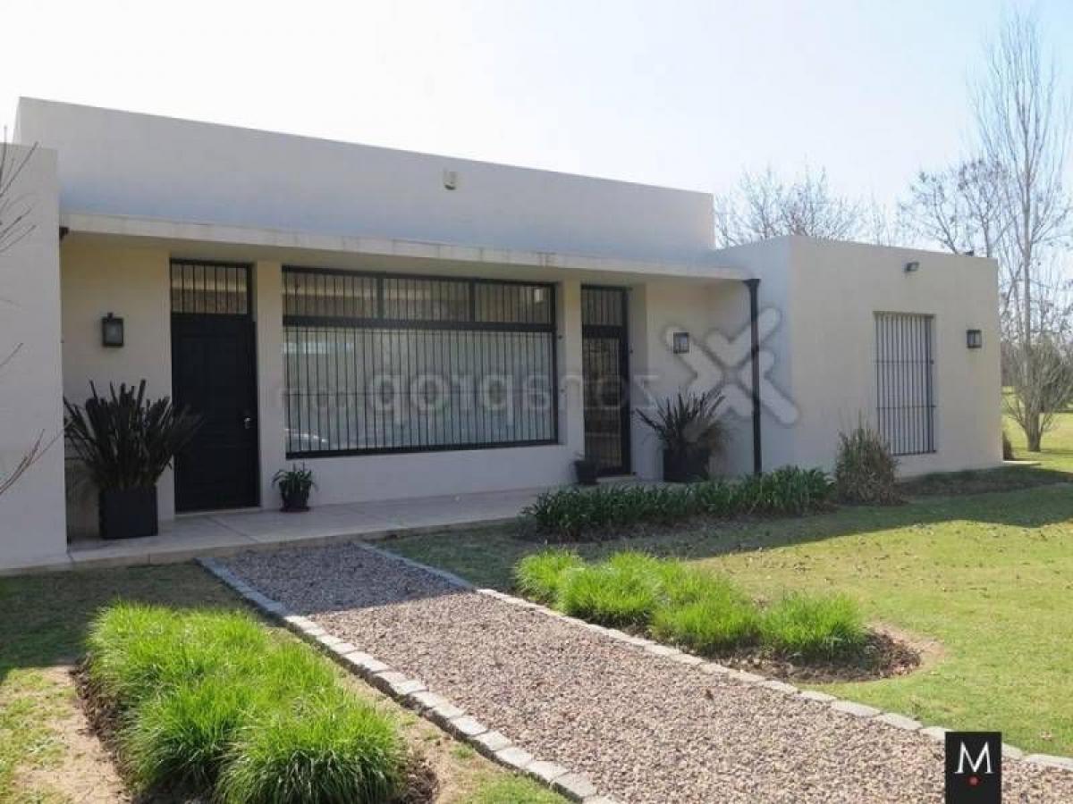 3 bedrooms House in Buenos Aires, Argentina No. 88787