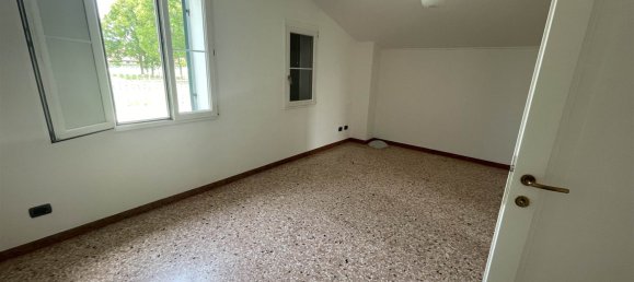 2 bedrooms House in Venice, Italy No. 79455 17