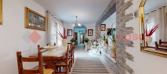 10 rooms House in Vagli Sotto, Italy No. 237844 2