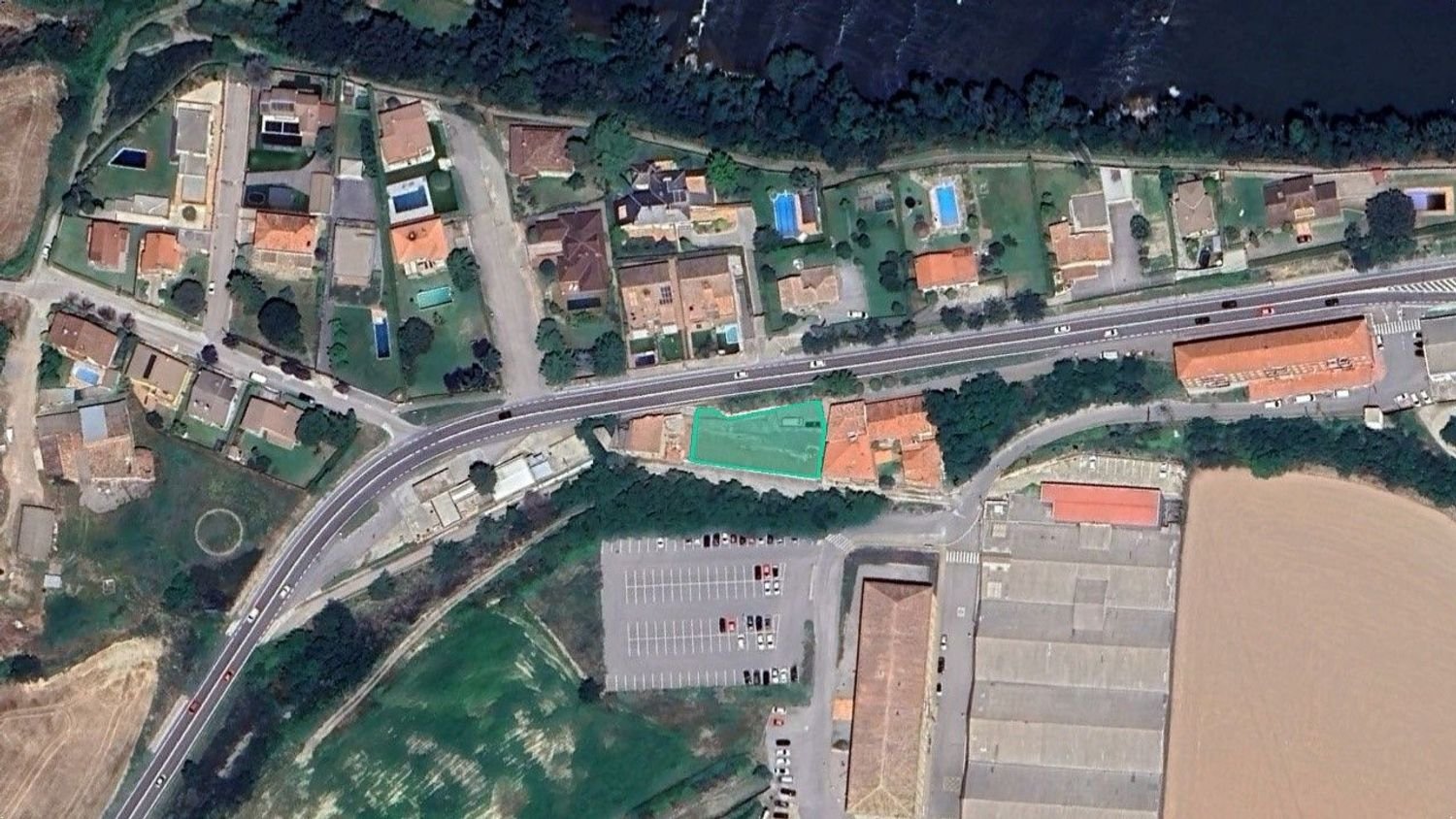  قطعة أرض في Manlleu, Spain رقم 201421