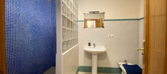 5 bedrooms Villa in La Nucia, Spain No. 13075 2