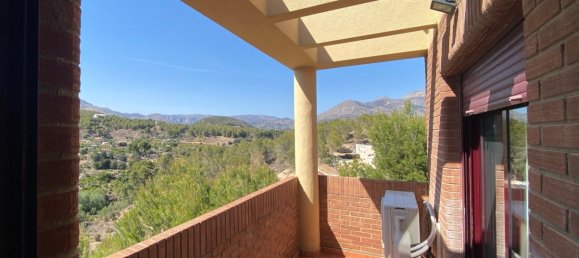 5 bedrooms Villa in La Nucia, Spain No. 13075 20